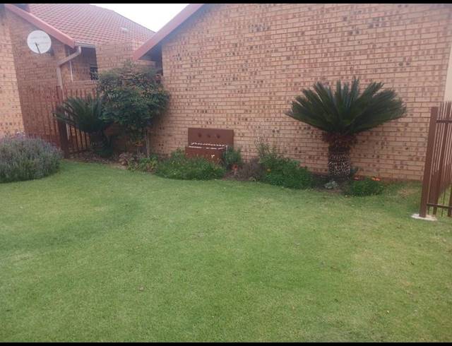 3 BEDROOM HOUSE FOR SALE IN SECUNDA
